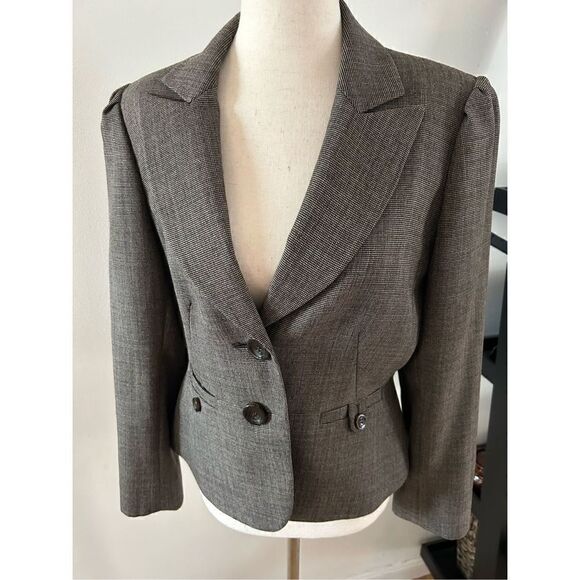 Tahari brown blazer size 6P - Picture 1 of 5